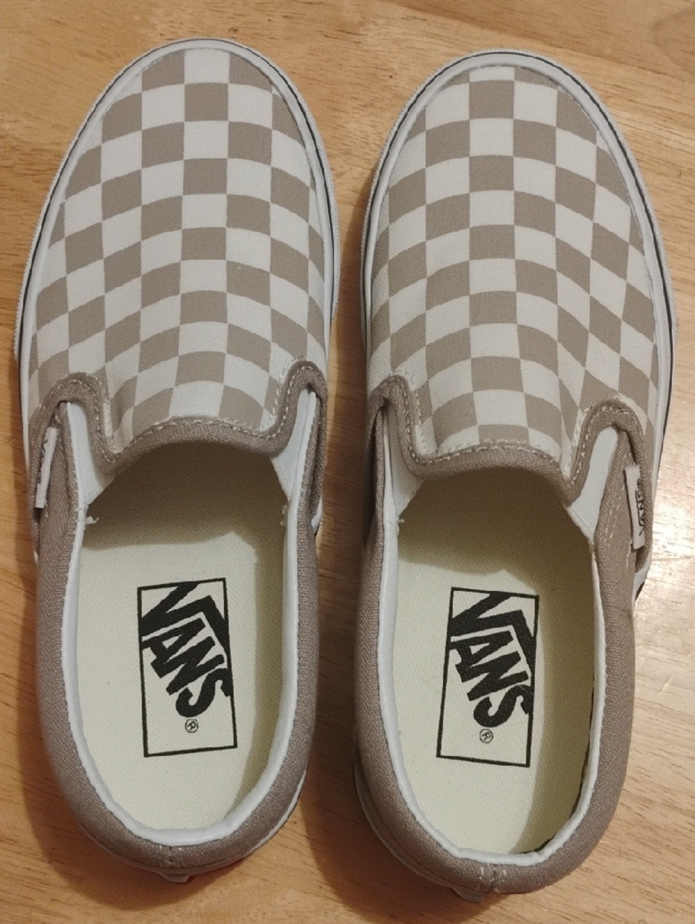 Youth size 4- Vans Checkerboard Slip-On (Never Worn)